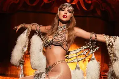 Albümü İlk Günde 2.7 Milyon Sattı